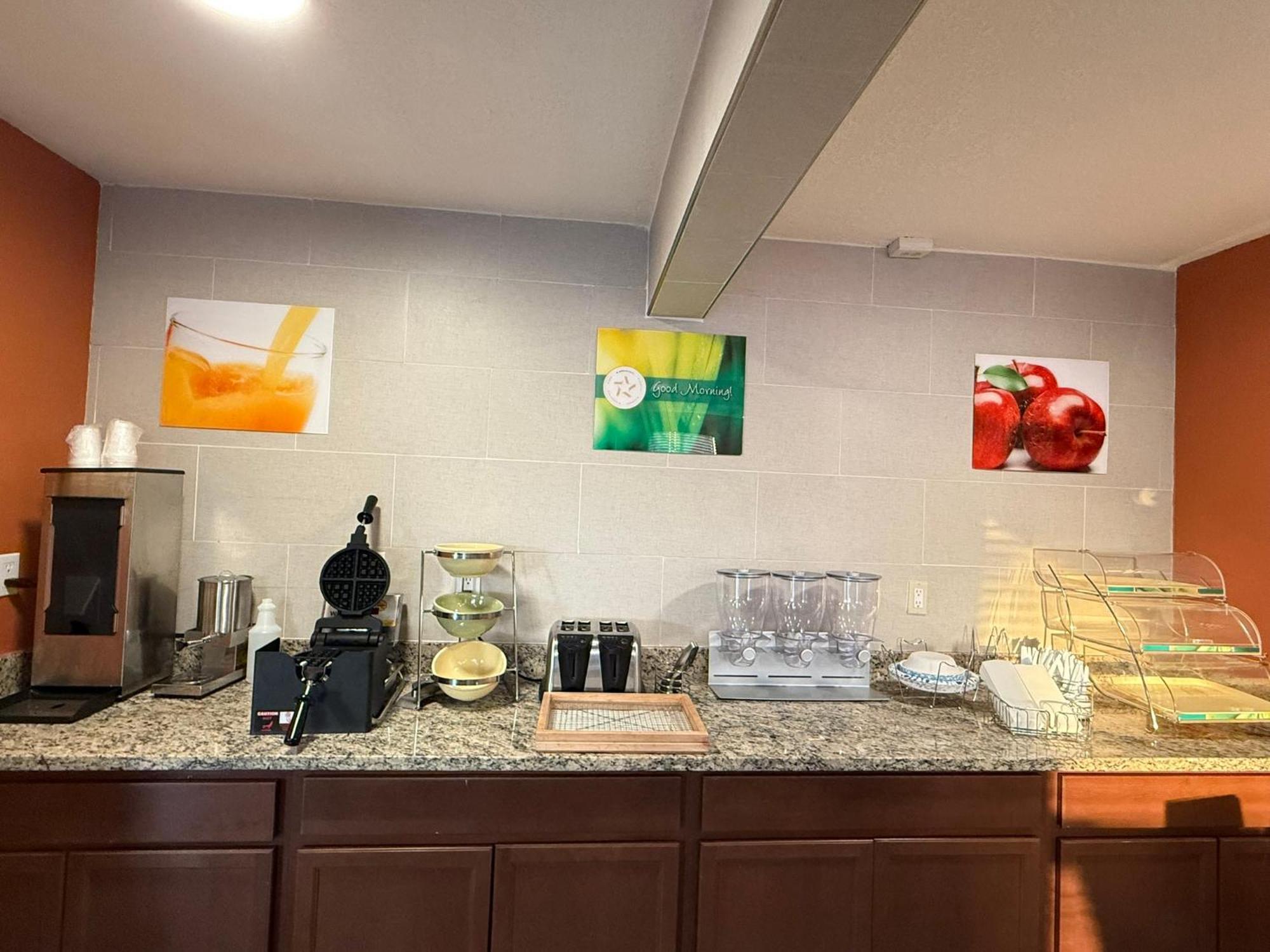 Quality Inn Crestview Extérieur photo
